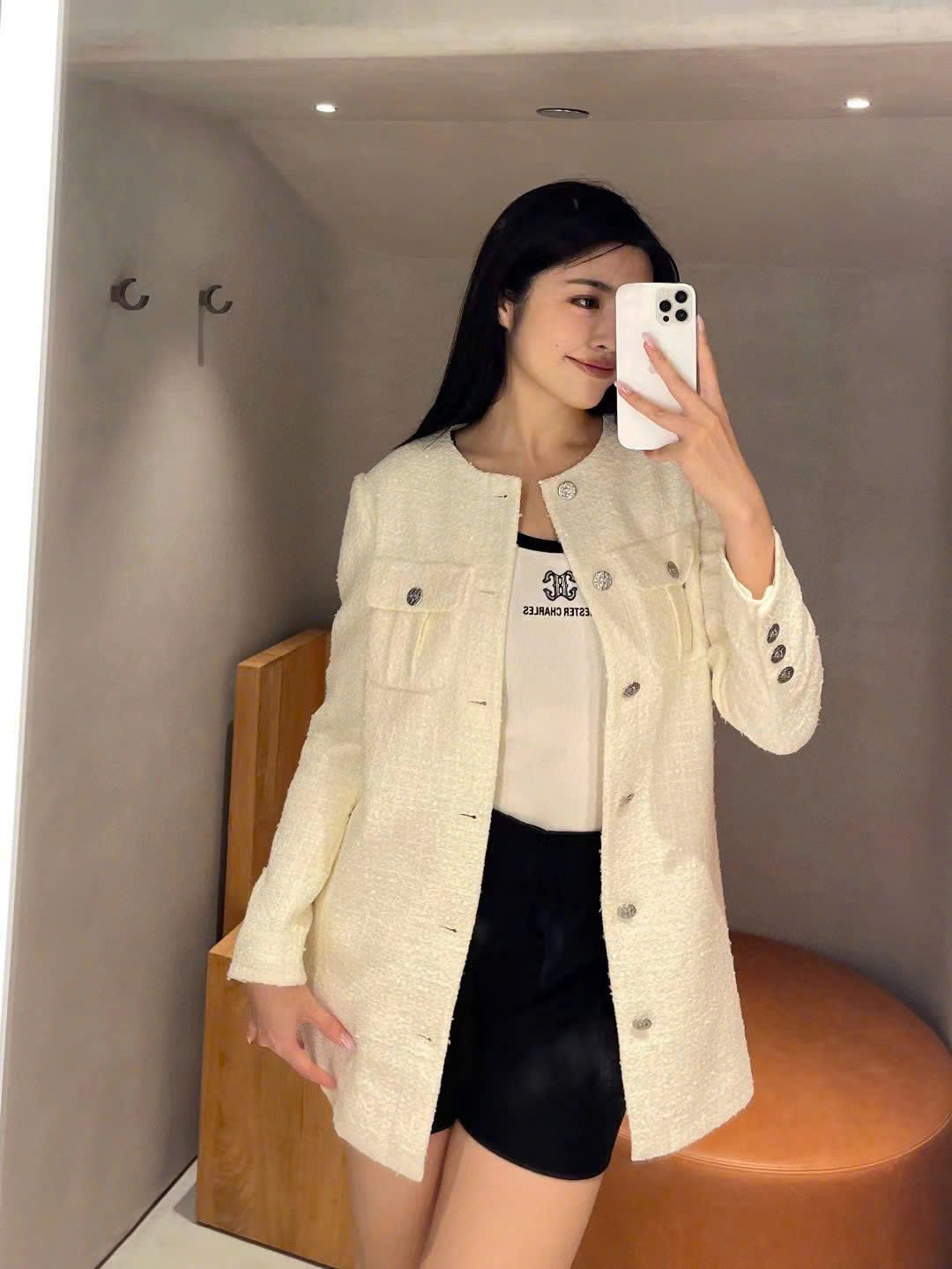  Áo dạ Tweed dáng dài suông túi ngực Chester Charles 