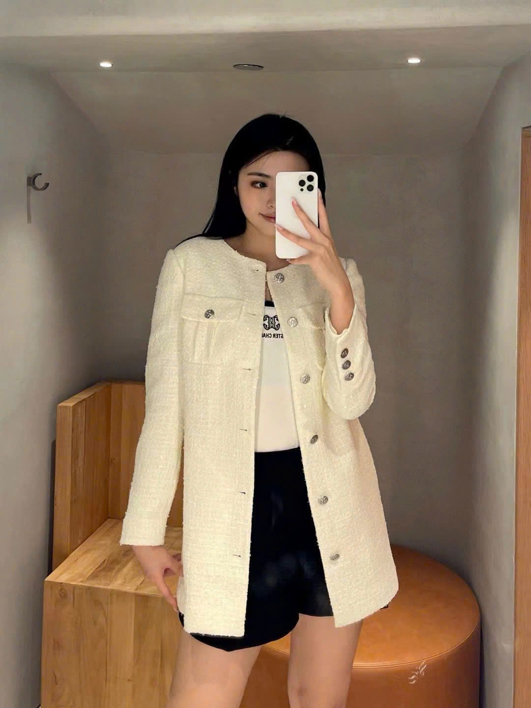  Áo dạ Tweed dáng dài suông túi ngực Chester Charles 