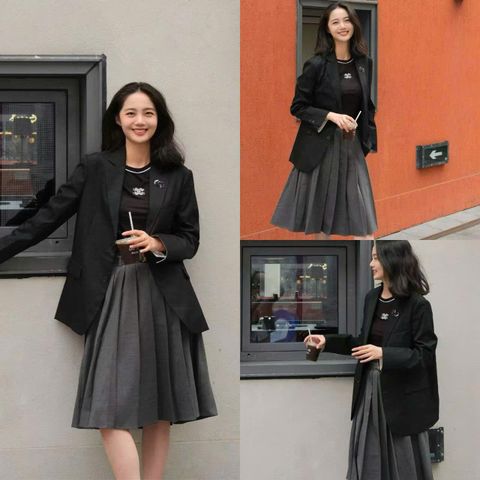  Áo Blazer viền cổ CC, tay lật 