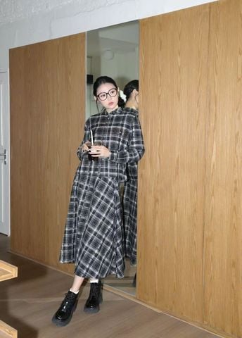  Áo sơ mi dài tay kẻ Caro họa tiết hoa 