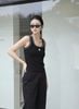  Áo tanktop đen, gấu trắng 