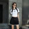  Áo phông trắng - chữ trên gấu dưới 