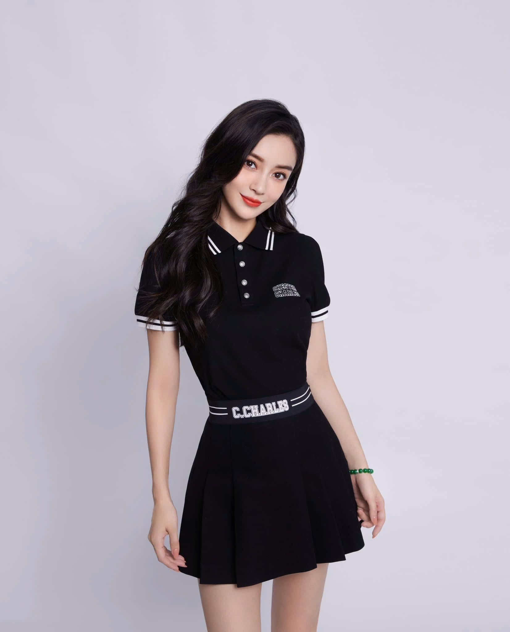  Áo polo cổ viền trắng 