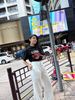  Áo phông đen đầu gấu đỏ 