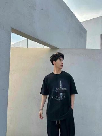  Áo phông đen - chữ logo to 