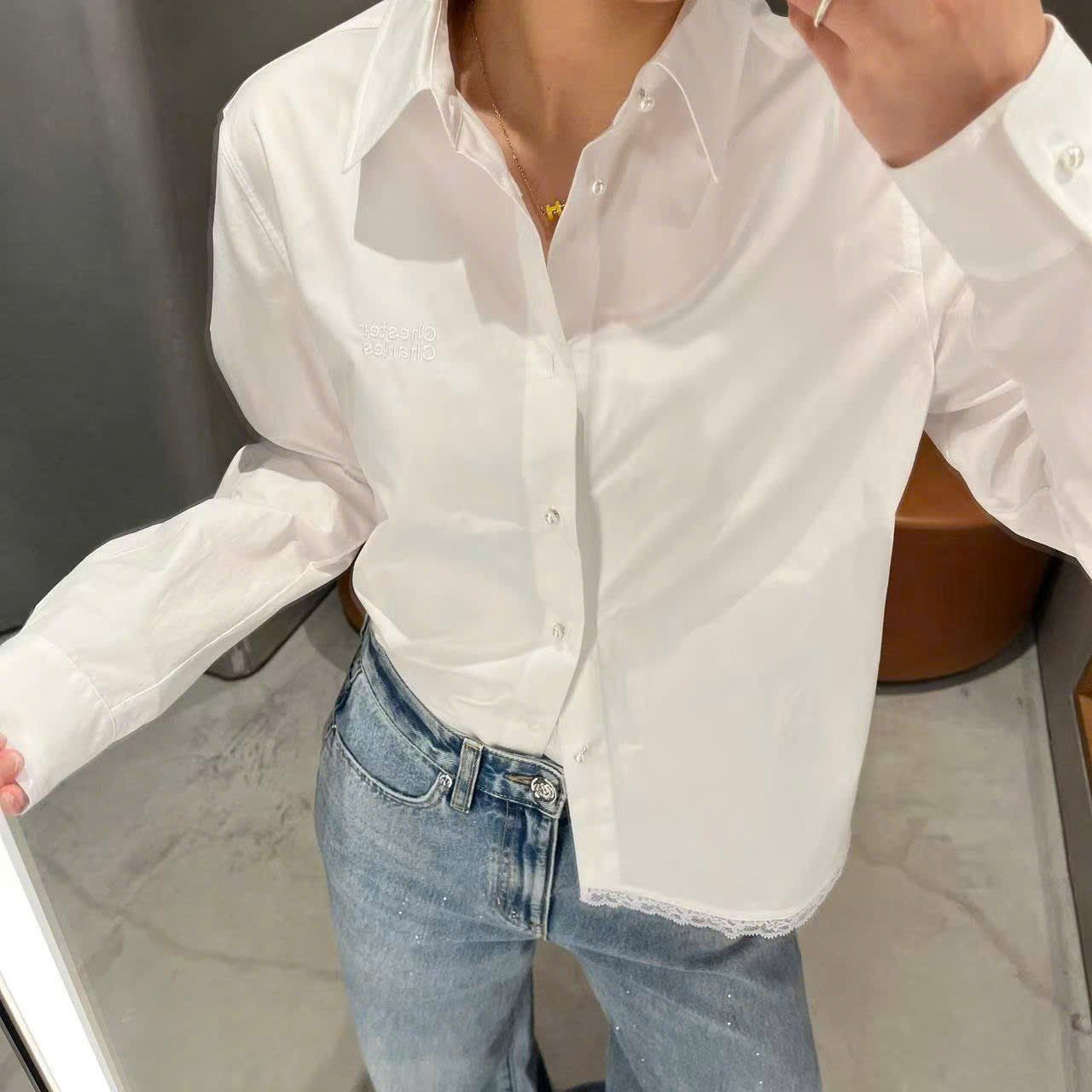  Áo sơmi trắng viền gấu Ren 