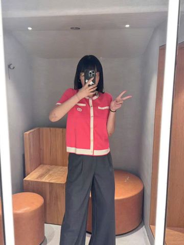  Áo CDG ngắn tay hồng -viền trắng, 2 túi ngực 