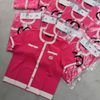  Áo CDG ngắn tay hồng -viền trắng, 2 túi ngực 