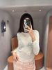  Áo trắng dài tay mỏng ren 