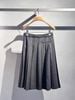  Chân váy xếp ly ghi xám - belt logo 