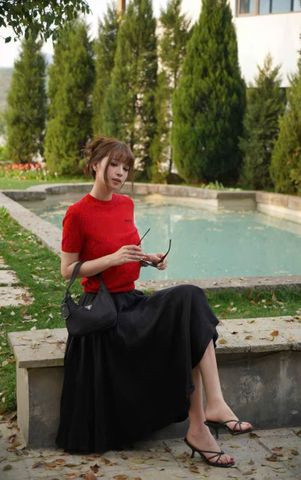  Chân váy đen - cạp chun CC 