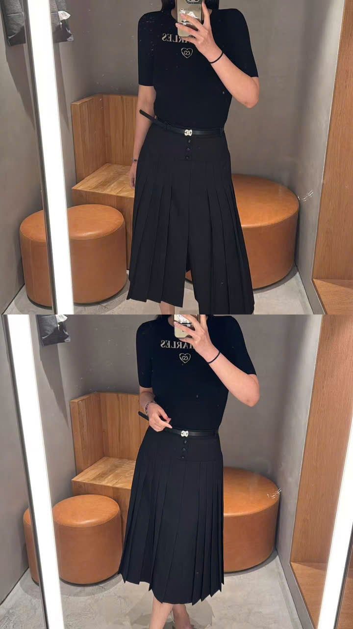  Áo đen len tăm ngắn tay -chữ CC ngực 