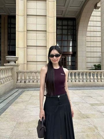  Áo ba lỗ màu tím- chữ C.Charles trắng trái 