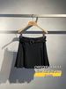  Chân váy ngắn xòe đen, kèm Belt da 