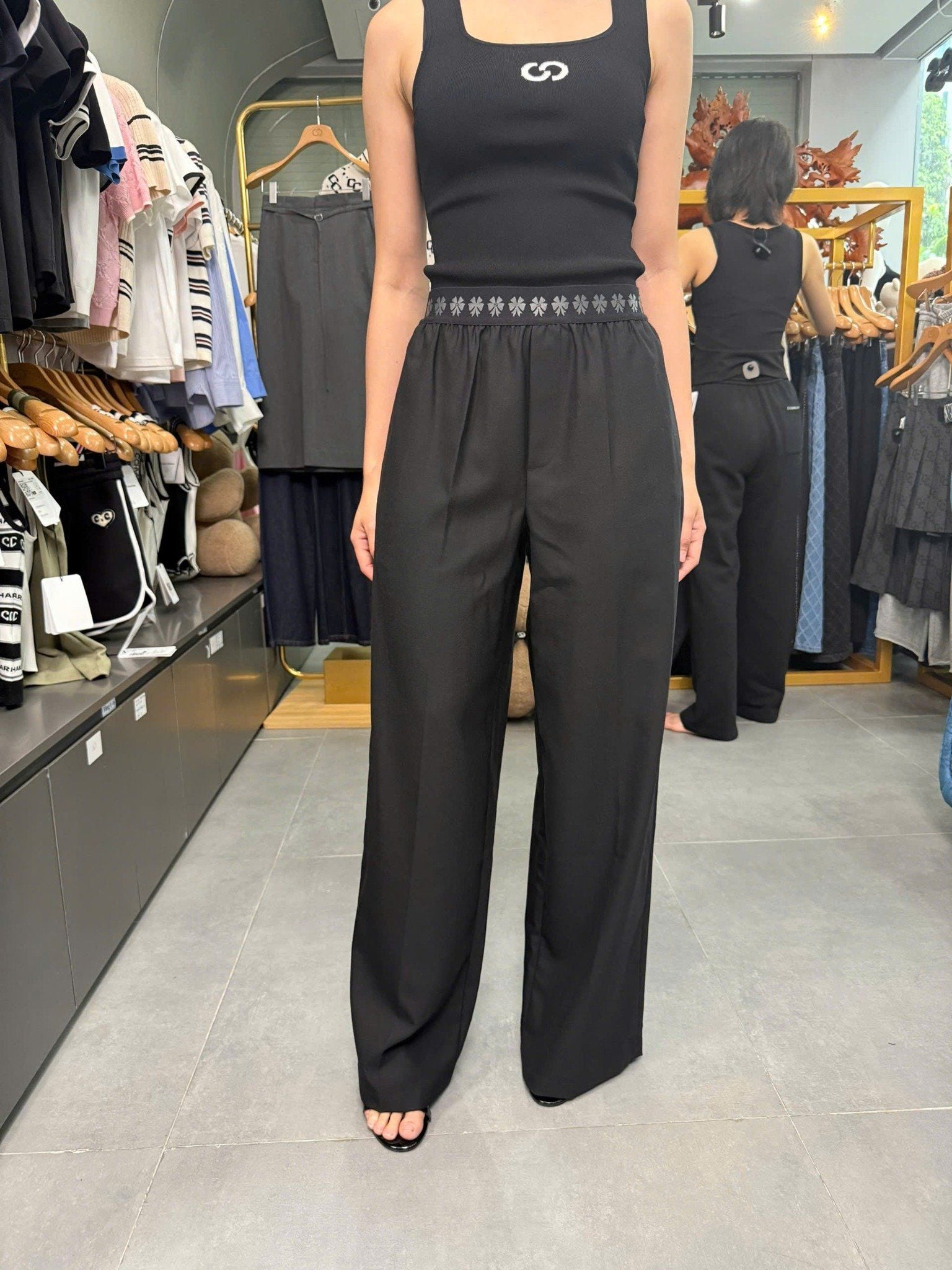  Quần Vải - cạp thun logo CH 