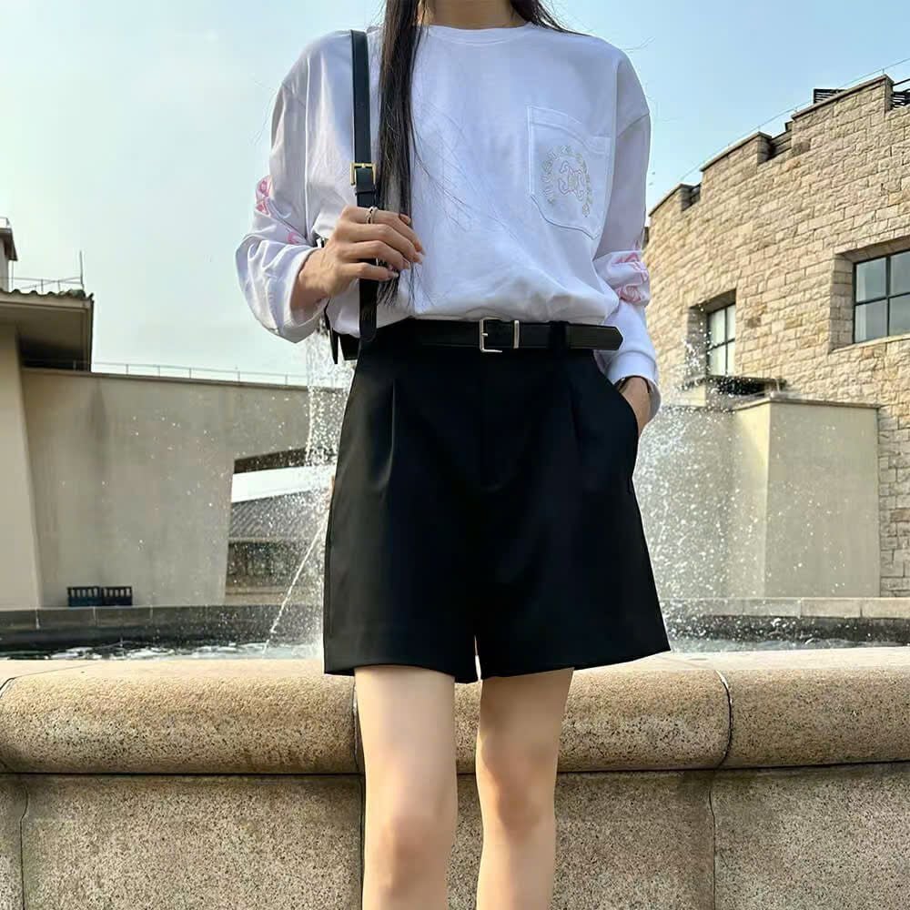  Quần sooc vải đen -belt da 