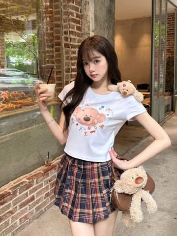  Áo croptop trắng gấu 