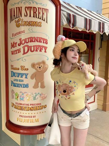  Áo croptop vàng gấu 