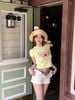  Áo croptop vàng gấu 