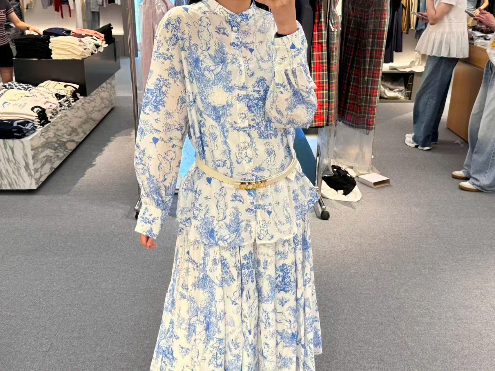  Bộ Áo sơ mi dáng suông, cổ tàu và chân váy dài xanh ren - set 