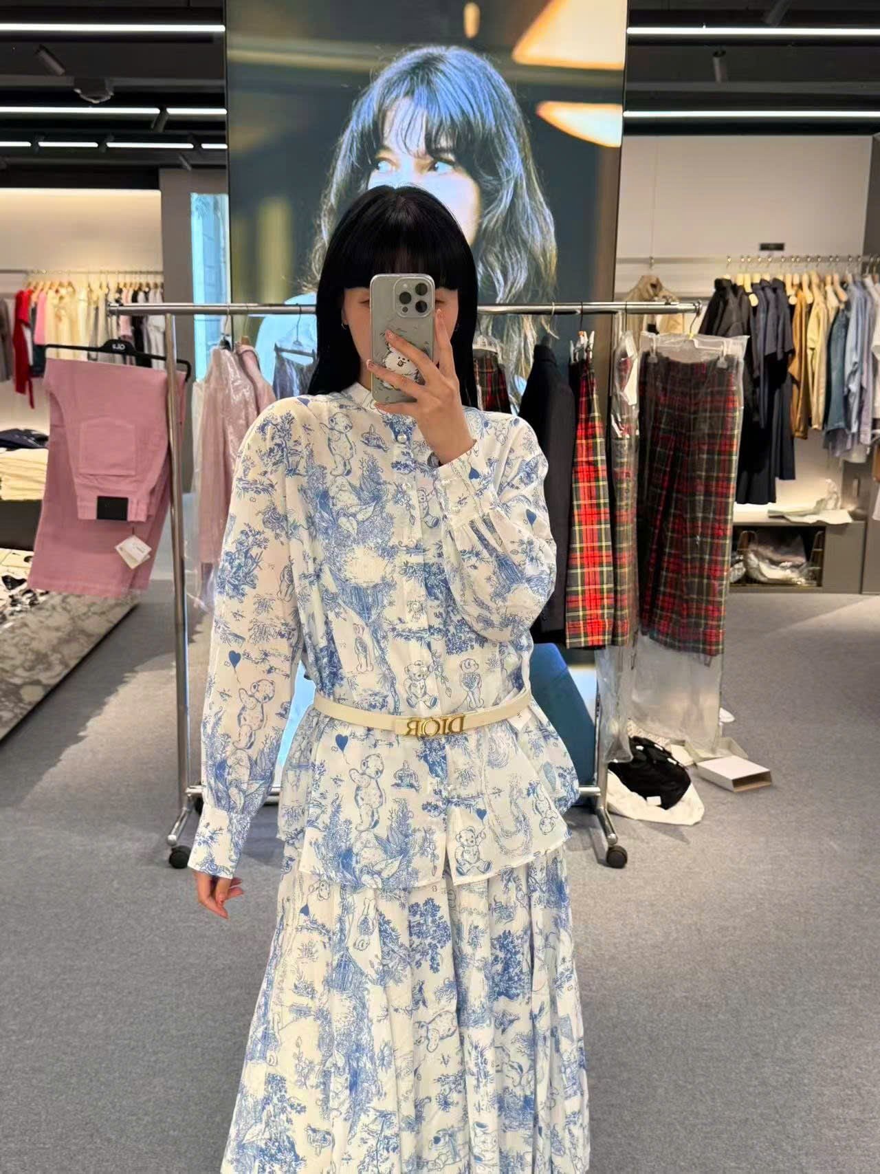  Bộ Áo sơ mi dáng suông, cổ tàu và chân váy dài xanh ren - set 