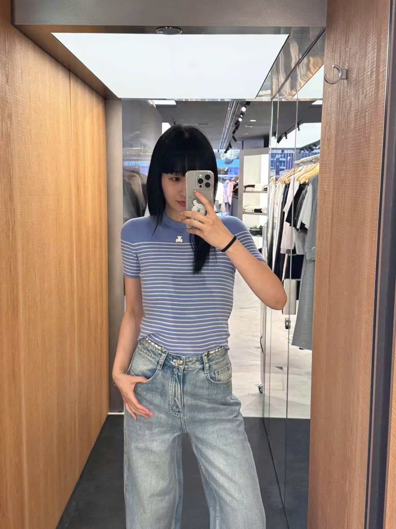  Áo ngắn tay xanh da trời kẻ sọc ngang - gấu trắng 