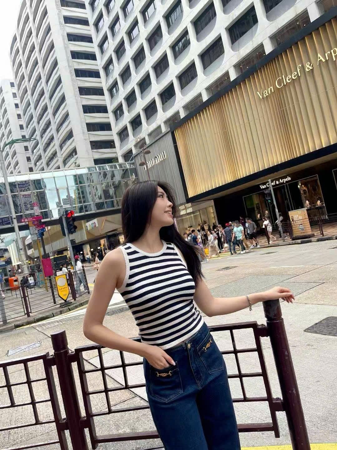  Quần jean xanh vải Ý, xích vàng 