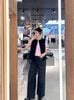  Quần jean đen mài, 2 túi trước xích bạc 