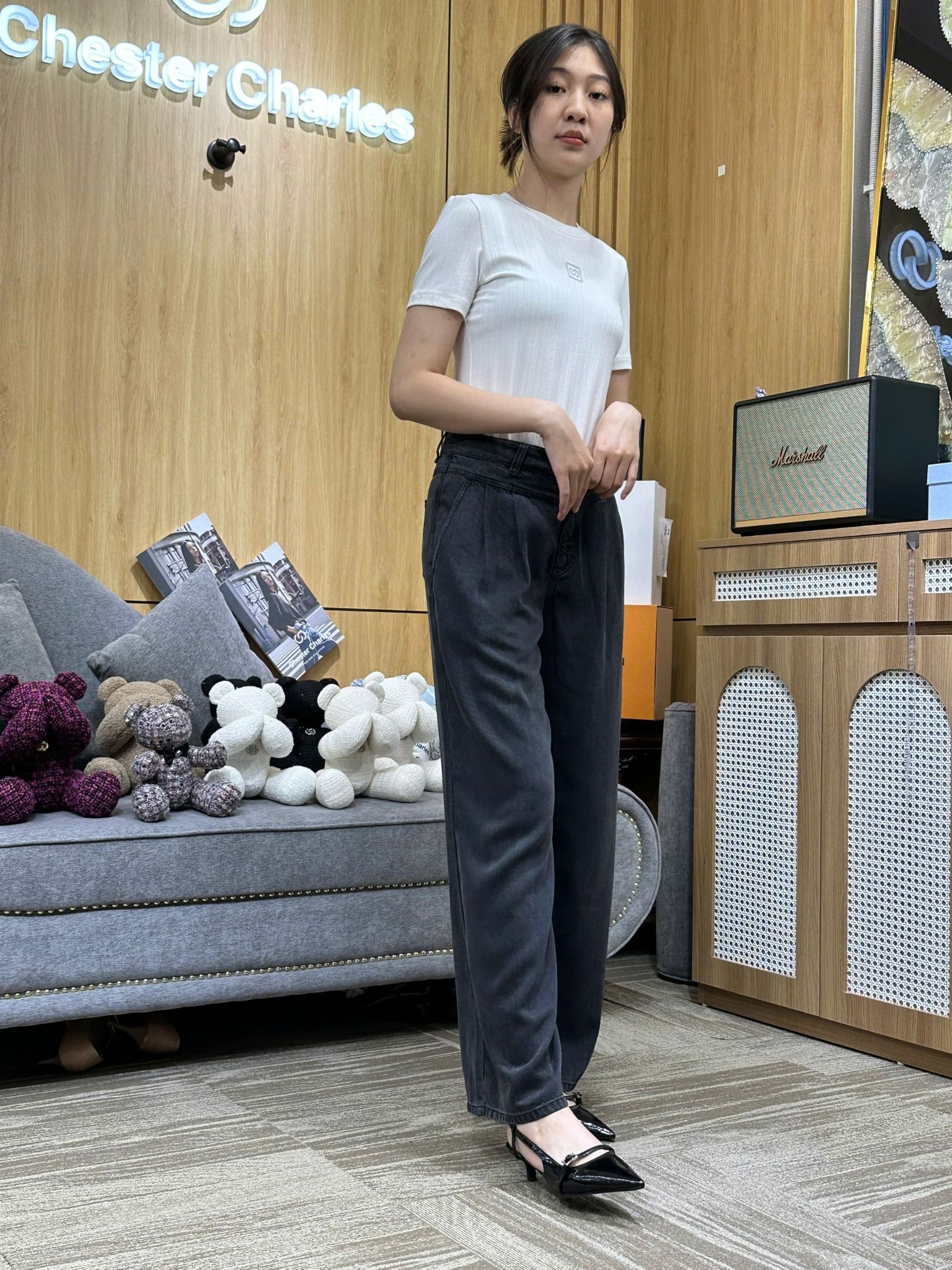  Quần jean giấy đen 