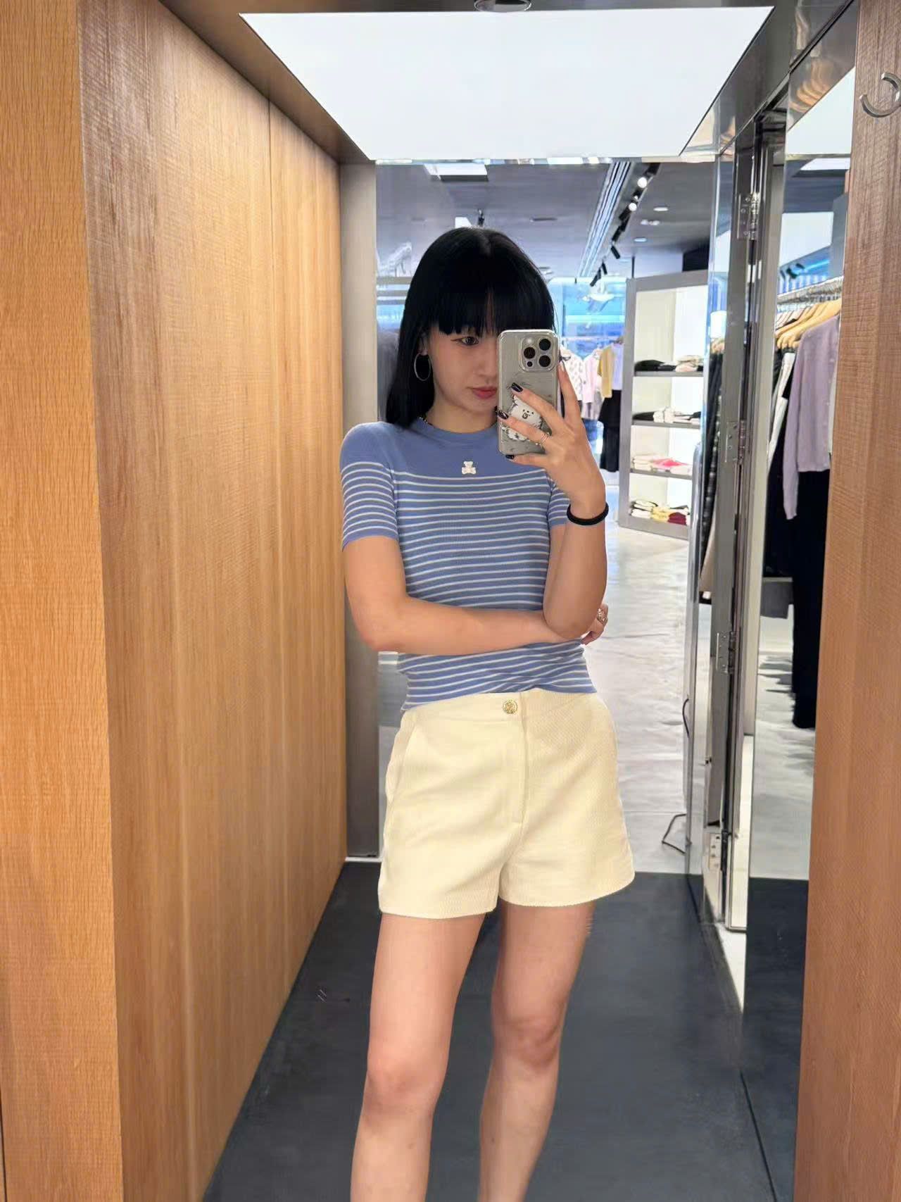  Áo ngắn tay xanh da trời kẻ sọc ngang - gấu trắng 