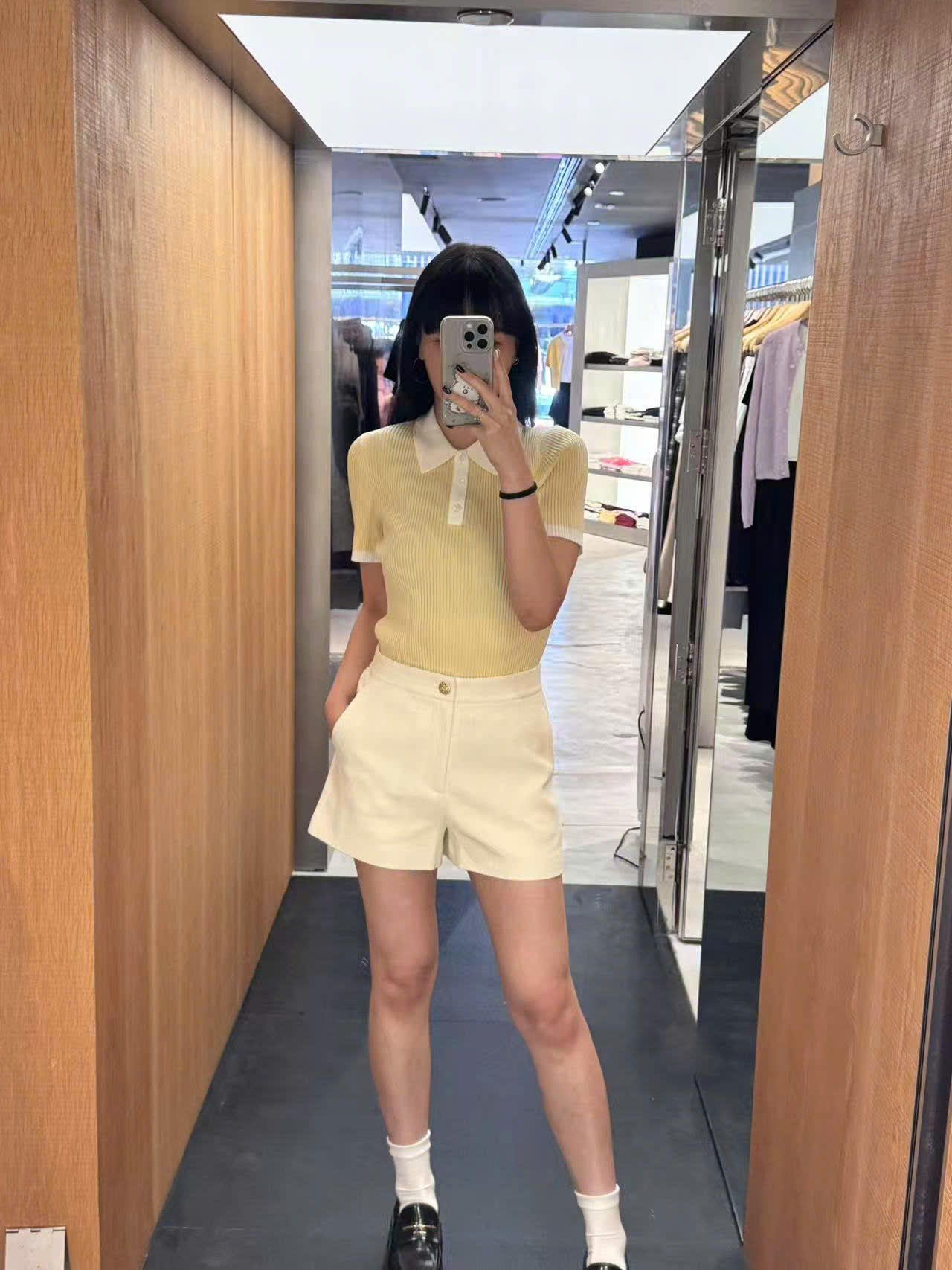  Áo Polo vàng - cổ trắng 