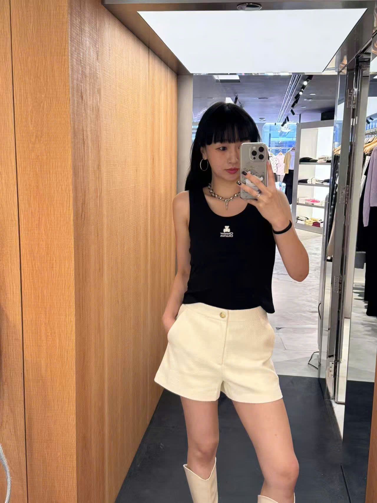  Áo ba lỗ đen-gấu trắng trên chữ 