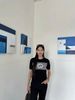  15.Áo ngắn tay đen -logo xám to ngực 