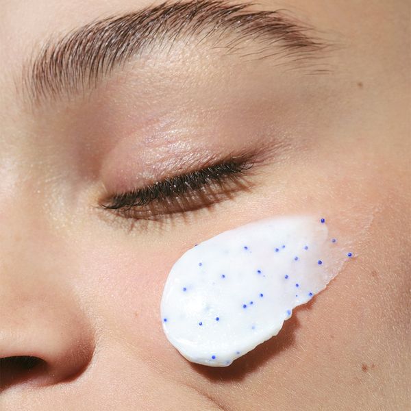 Sữa Rửa Mặt Tạo Bọt Clarins Dành Cho Da Hỗn Hợp/Da Dầu 125ml Purifying Gentle Foaming Cleanser