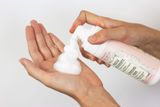 Sữa Rửa Mặt Dạng Bọt Panier Des Sens Dưỡng Ẩm Chiết Xuất Hoa Mẫu Đơn 50ml [HSD 06/03/2026]