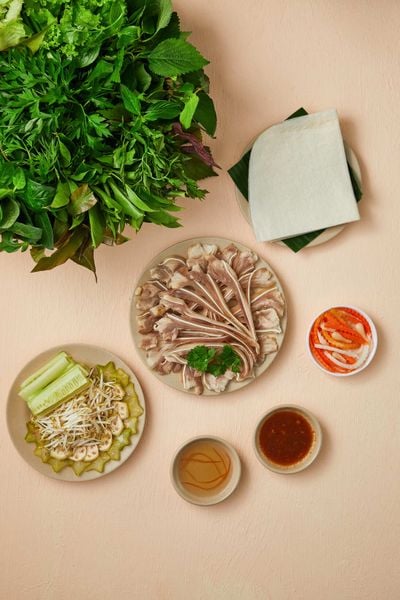  Bánh Tráng Cuốn Tai Heo 