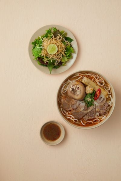  Bún Bò Giò Gân 
