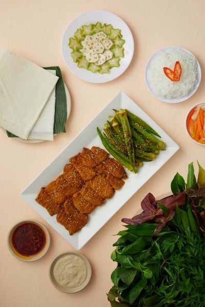  Vú Heo Cuộn Rau Rừng 