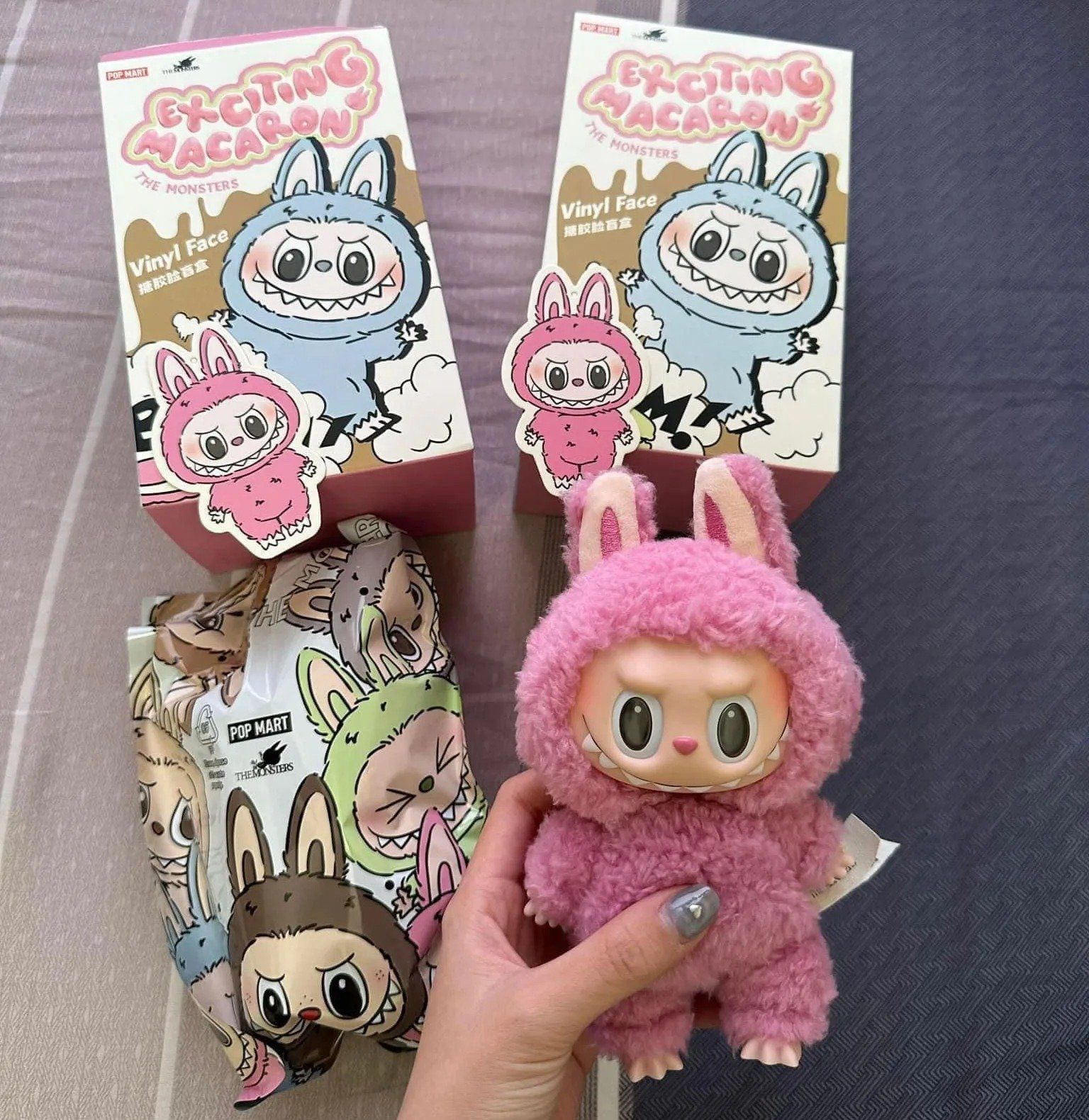 Labubu The Monsters Tasty Macarons Vinyl Face