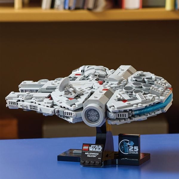  Lego Star Wars Phi Thuyền Millennium Falcon 75375 