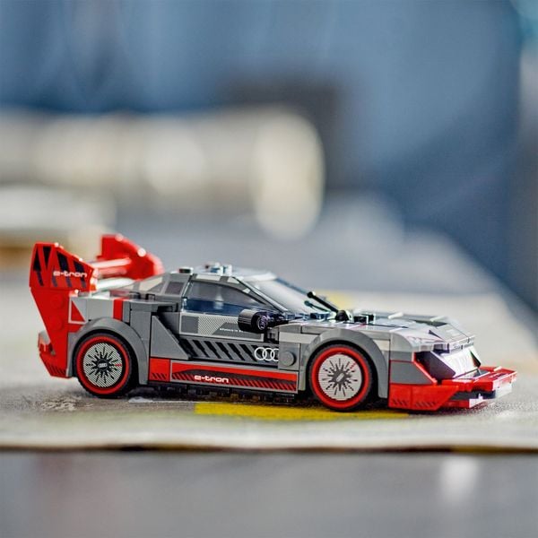  Lego Speed Champions Siêu Xe Audi S1 e-tron quattro Race Car 76921 
