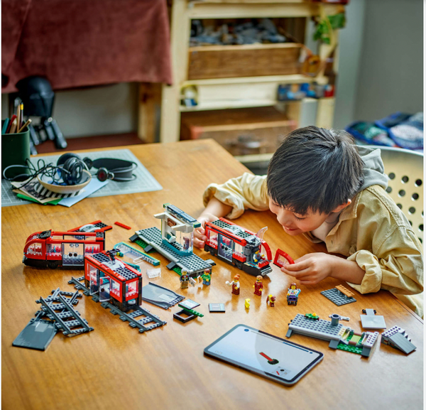  Lego City Tàu điện & nhà ga thành phố 60423 