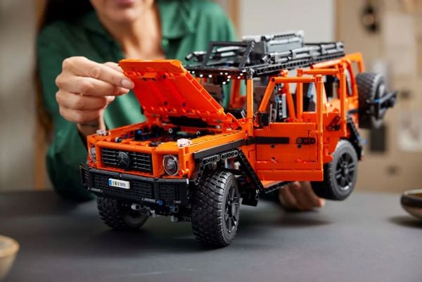  Lego Technic Mercedes-Benz G 500 PROFESSIONAL Line 42177 