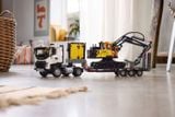  Lego Xe tải hạng nặng Volvo FMX & Máy Xúc EC230 Electric 42175 