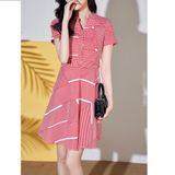  Đầm Xòe Họa Tiết Đỏ Lập Thể 