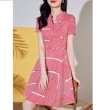  Đầm Xòe Họa Tiết Đỏ Lập Thể 
