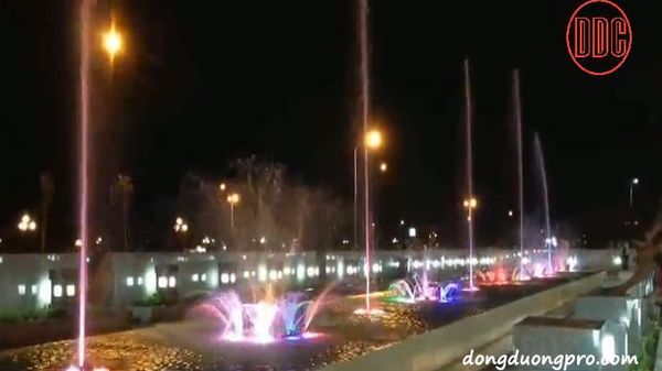  Đài phun nước tại Công viên biển Bình Sơn, Tháp Chàm, Phan Rang. 