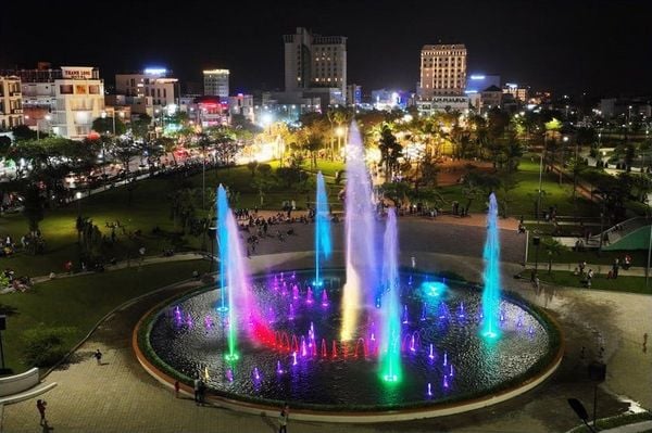  Nhạc nước – Công viên Thanh Thiếu Niên, TP.Tuy Hòa 