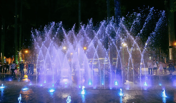  Sàn nhạc nước tại công viên Văn Lang, Q5, TP.HCM 