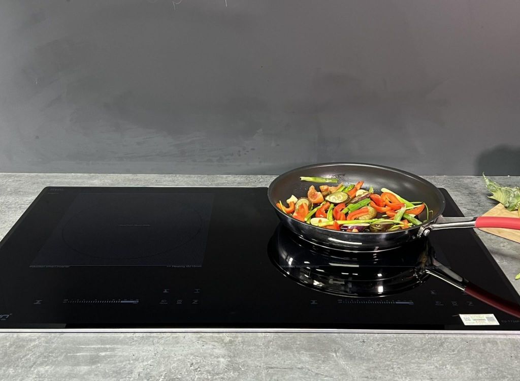 Bếp từ đôi 2 vùng nấu Eurosun EU-T726Pro